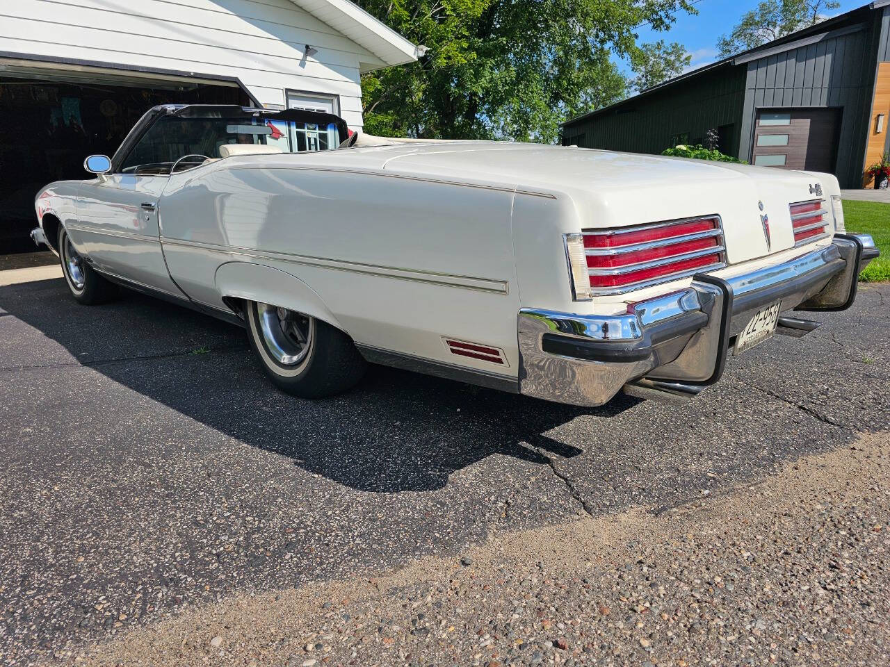 1973 Pontiac Grand Ville 5