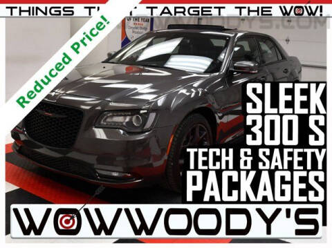 2022 Chrysler 300 for sale at WOODY'S AUTOMOTIVE GROUP in Chillicothe MO