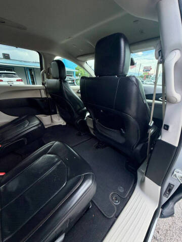 2018 Chrysler Pacifica Touring L