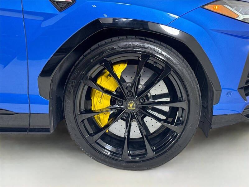 2022 Lamborghini Urus