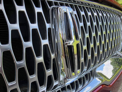 2019 Lincoln Nautilus Select