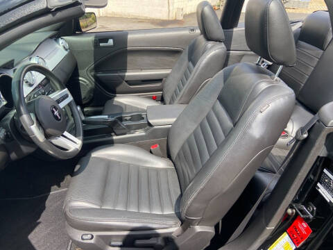 2007 Ford Mustang GT Deluxe