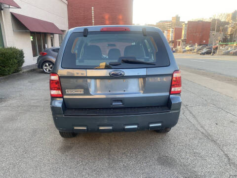 2011 Ford Escape XLS