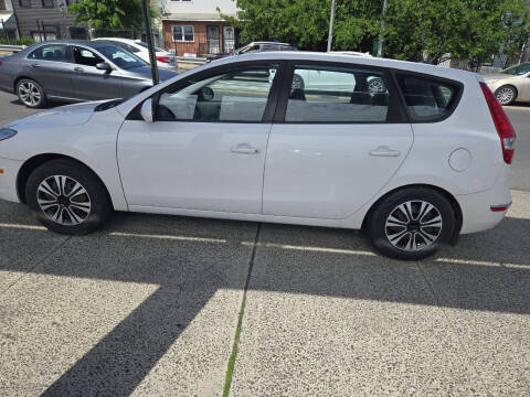2012 Hyundai Elantra Touring GLS