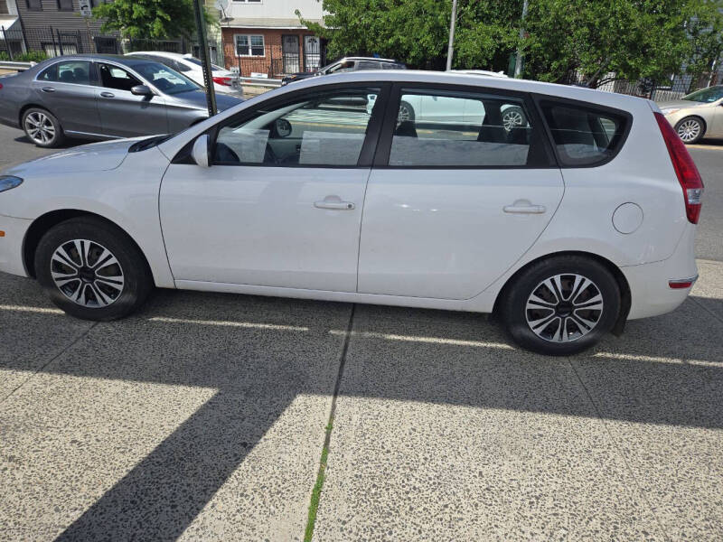 2012 Hyundai Elantra Touring GLS