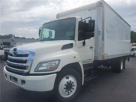 2013 Hino 268