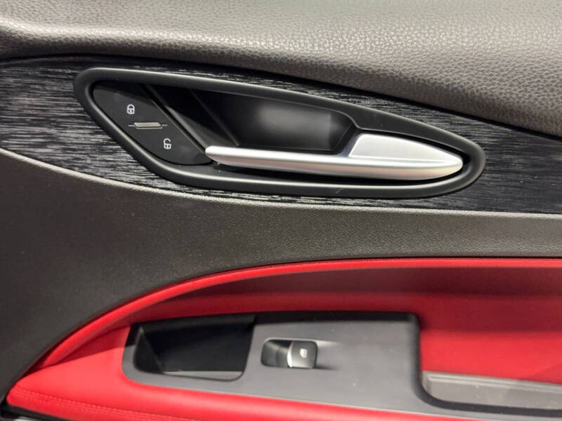 2020 Alfa Romeo Stelvio Sport