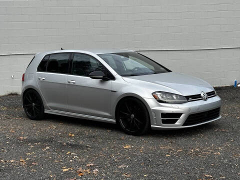 2017 Volkswagen Golf R 4Motion