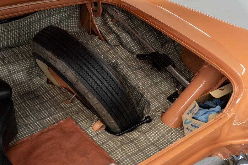 1957 Ford Thunderbird