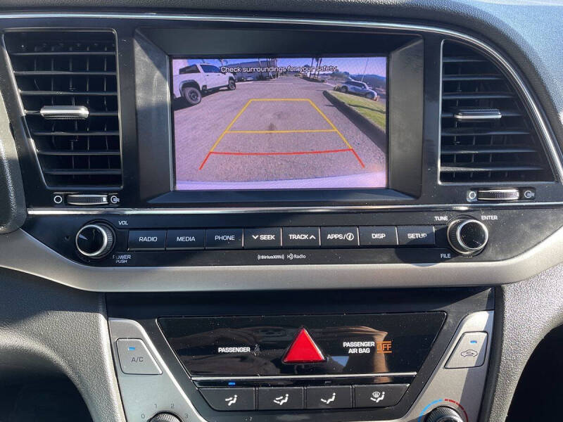 2018 Hyundai Elantra