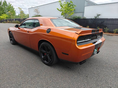 2011 Dodge Challenger SRT8 392