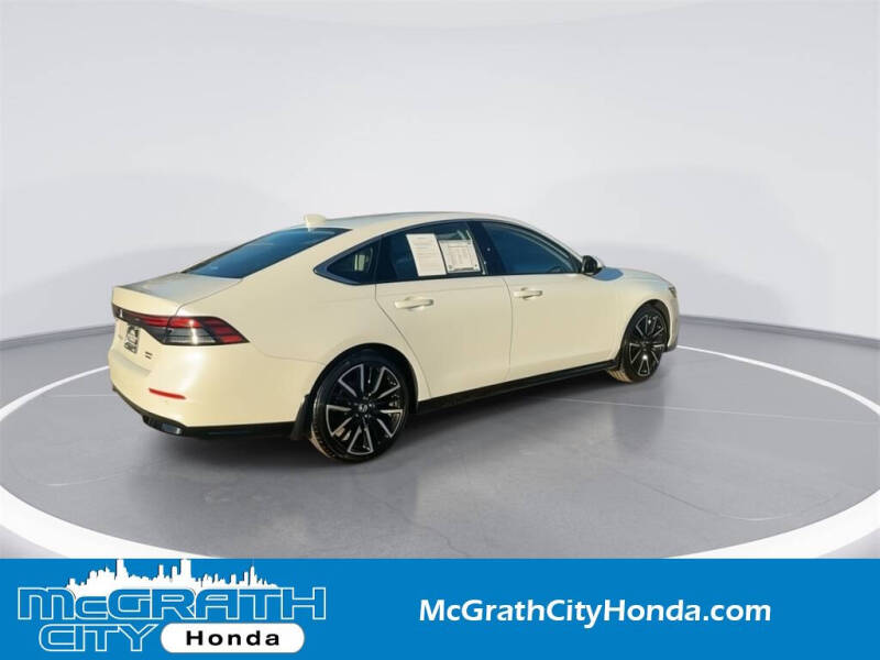 2025 Honda Accord Hybrid Touring