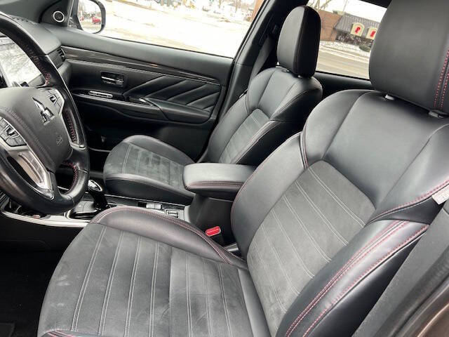 2021 Mitsubishi Outlander PHEV LE