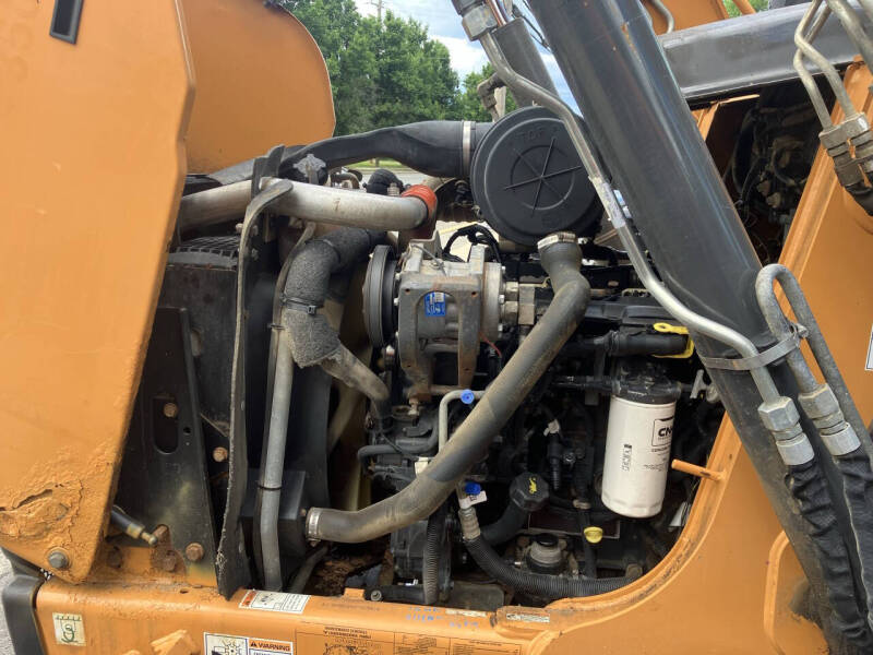 2017 Case IH  580SN