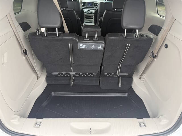 2018 Chrysler Pacifica Touring L