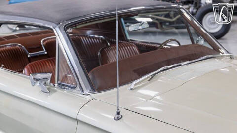1966 Ford Thunderbird