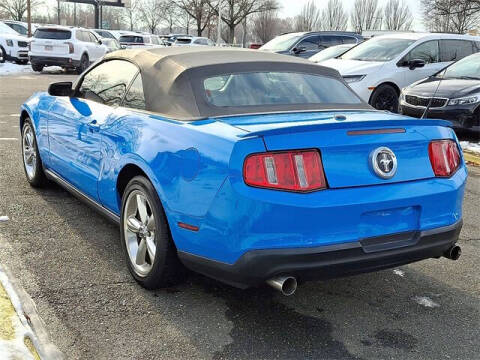 2010 Ford Mustang V6