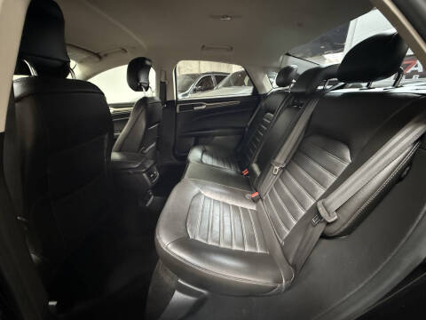 2013 Ford Fusion Hybrid SE