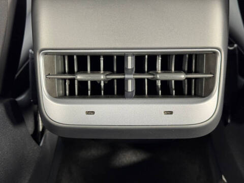 2024 Tesla Model Y Performance