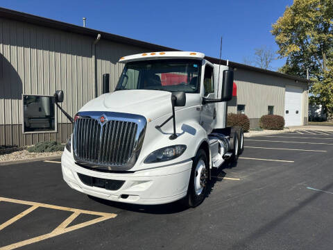 2021 International RH613