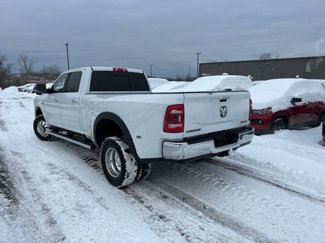 2022 RAM 3500 Laramie