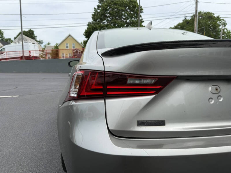 2015 Lexus IS 250