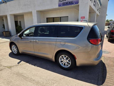 2017 Chrysler Pacifica Touring