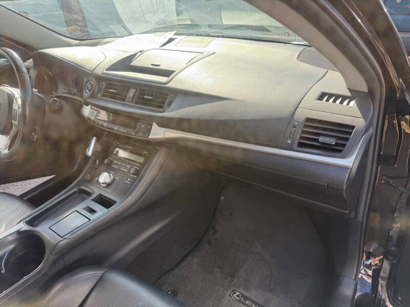 2012 Lexus CT 200h
