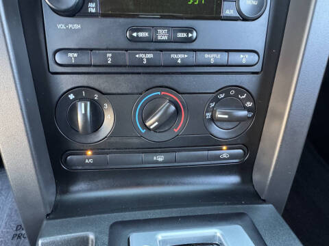 2007 Ford Mustang GT Deluxe