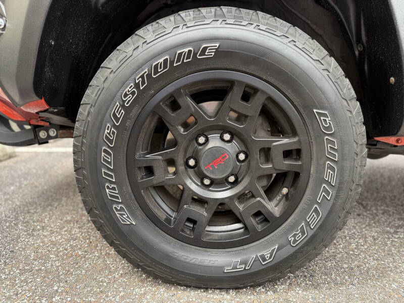 2017 Toyota Tacoma SR5 V6