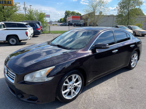 2014 Nissan Maxima for sale at Diana Rico LLC in Dalton GA