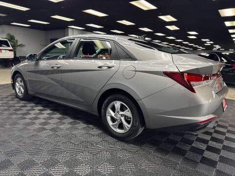 2021 Hyundai Elantra SE