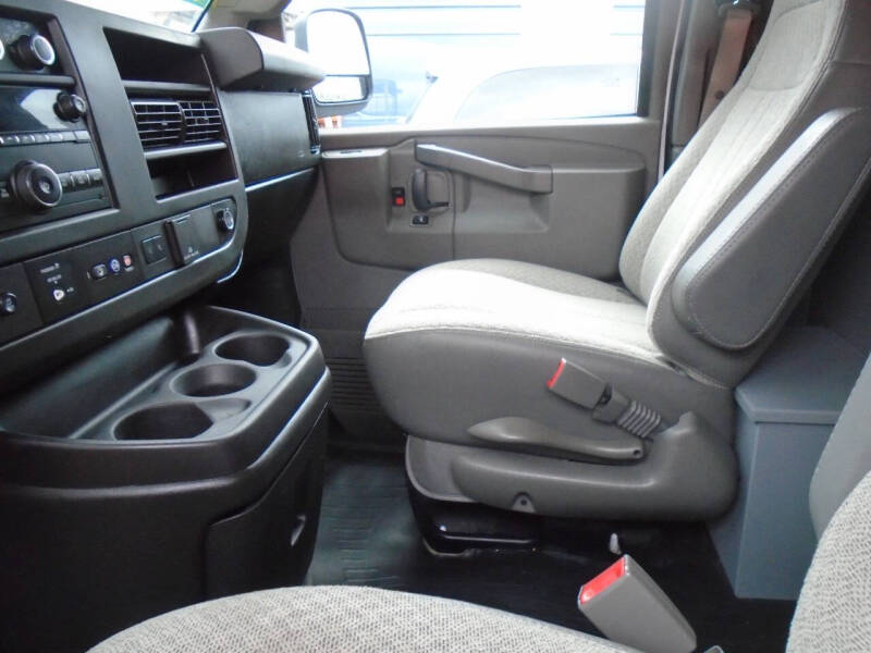 2020 Chevrolet Express 2500