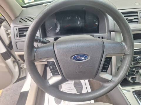 2012 Ford Fusion SE