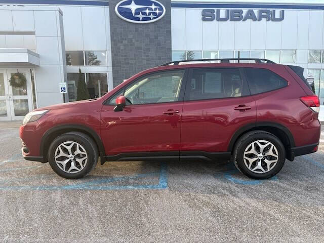 2024 Subaru Forester Premium