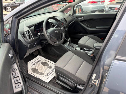 2016 Kia Forte5 LX