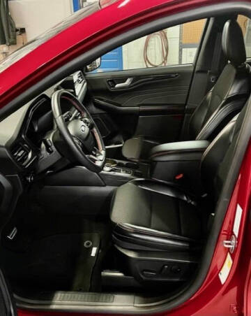 2024 Ford Escape ST-Line Select