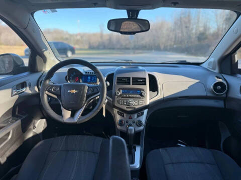 2014 Chevrolet Sonic LT Auto