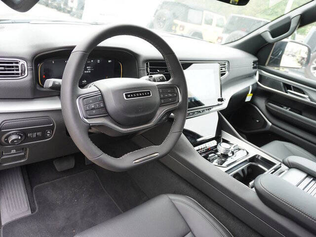 2024 Jeep Wagoneer L Carbide