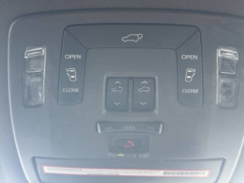 2022 Toyota Sienna XSE 7-Passenger