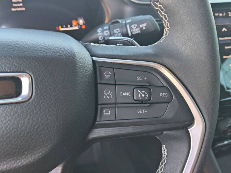 2024 Jeep Grand Cherokee Altitude X