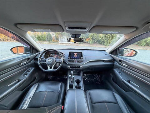 2020 Nissan Altima 2.5 SR