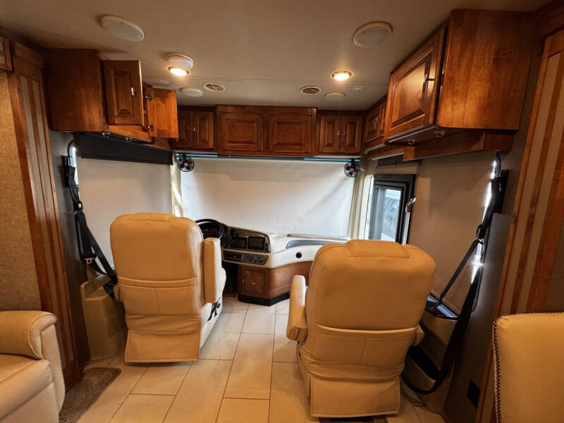 2018 Tiffin Allegro RED