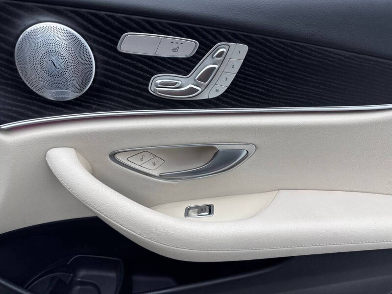 2019 Mercedes-Benz E-Class E 300