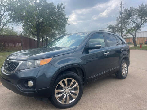 2011 Kia Sorento for sale at TWIN CITY MOTORS in Houston TX