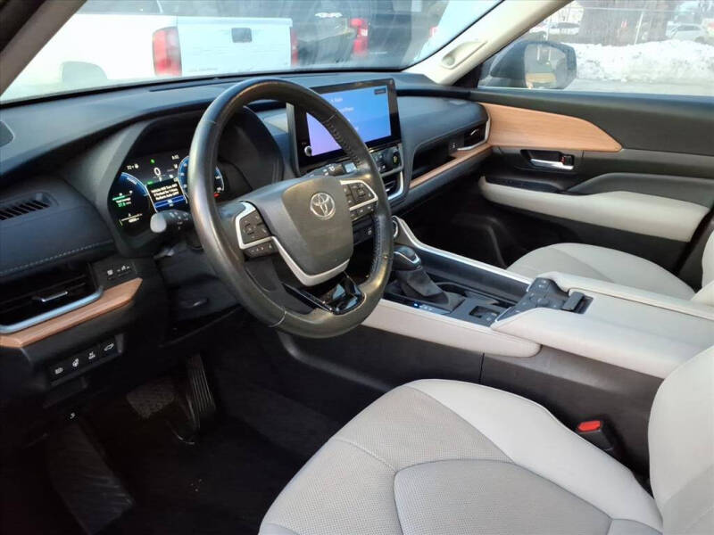 2024 Toyota Grand Highlander Hybrid Limited