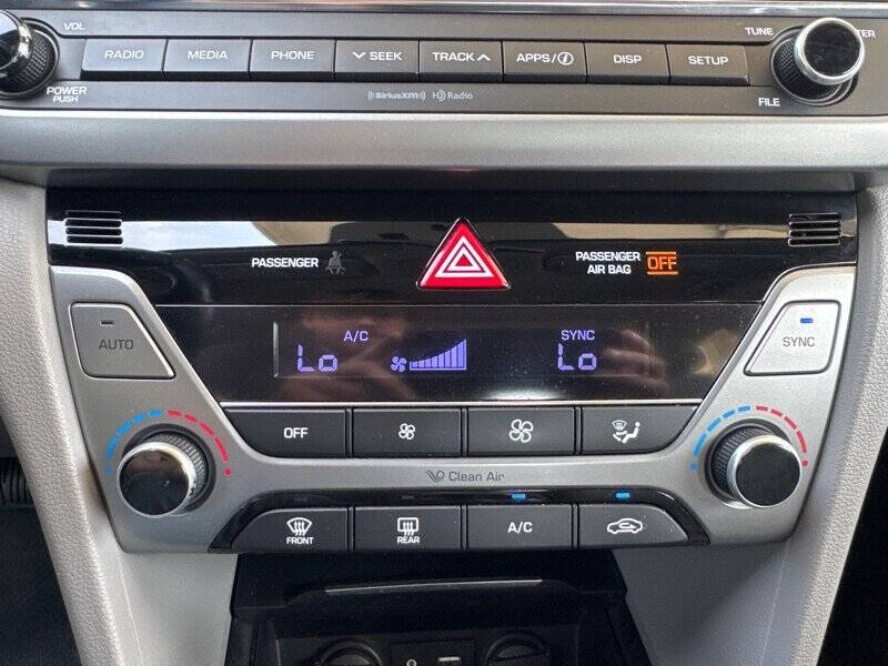 2017 Hyundai Elantra