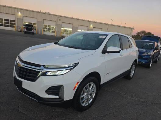 2024 Chevrolet Equinox LT's photo