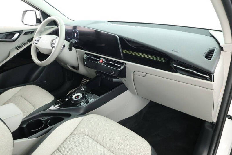 2025 Kia Niro EV Wave