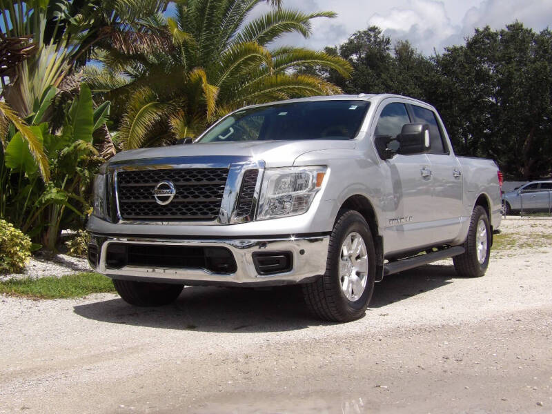2018 Nissan Titan SV
